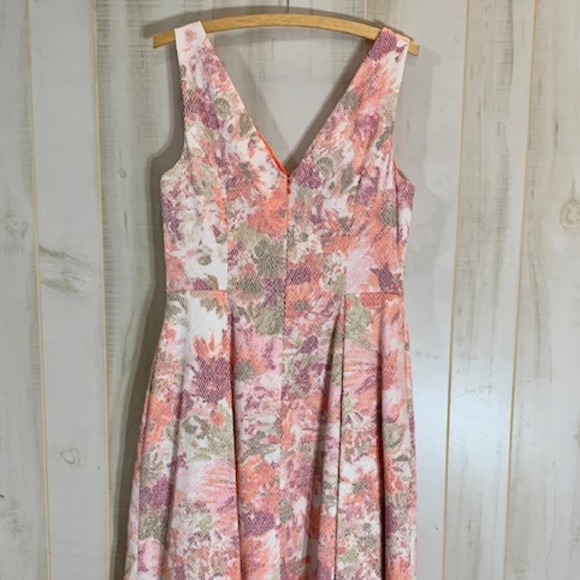 Adrianna Papell Pink Floral V Neck Dress Size 10 - Picture 2 of 4